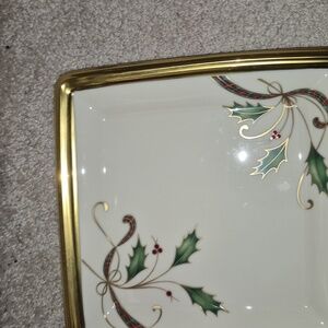 Lenox Square 9" Holiday Platter